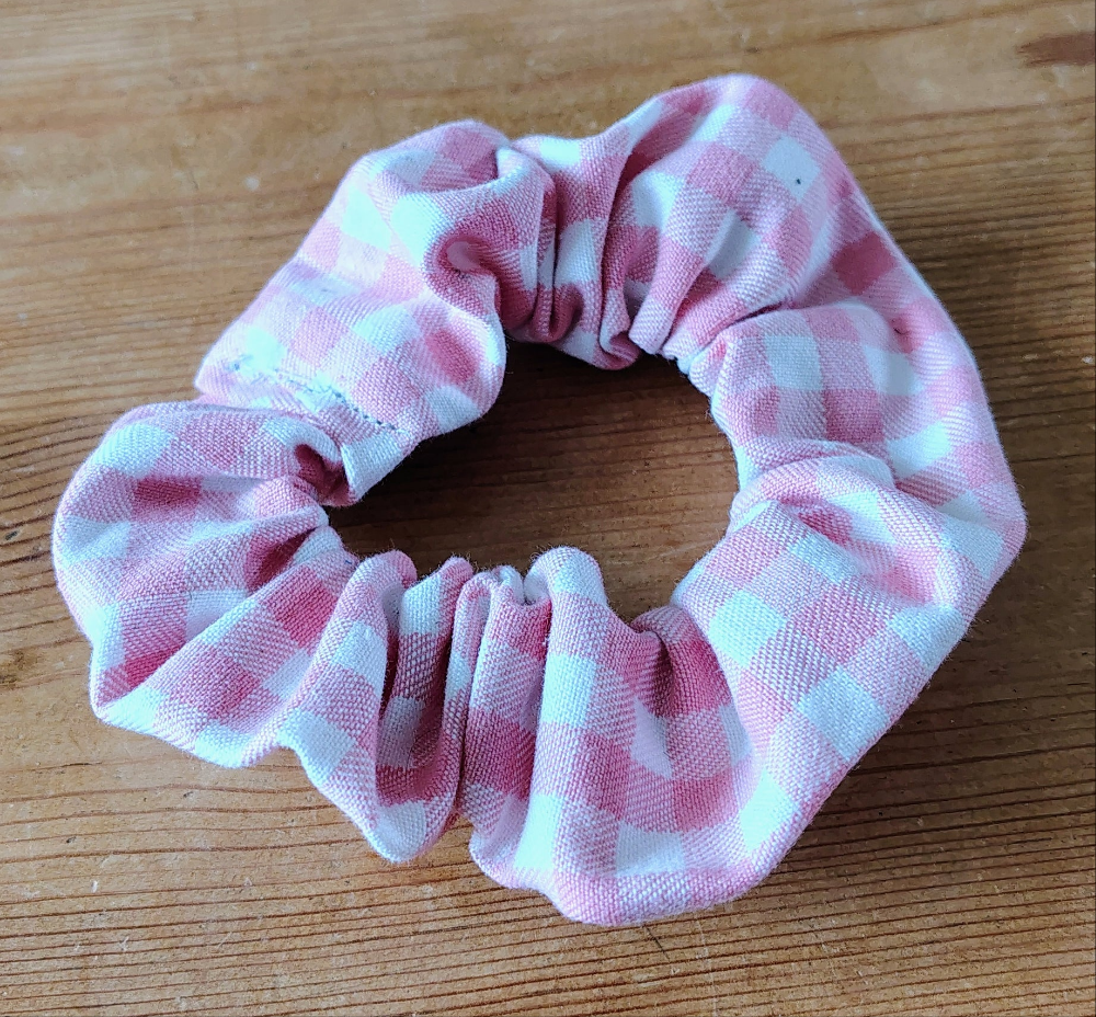 Pink and White Scrunchy