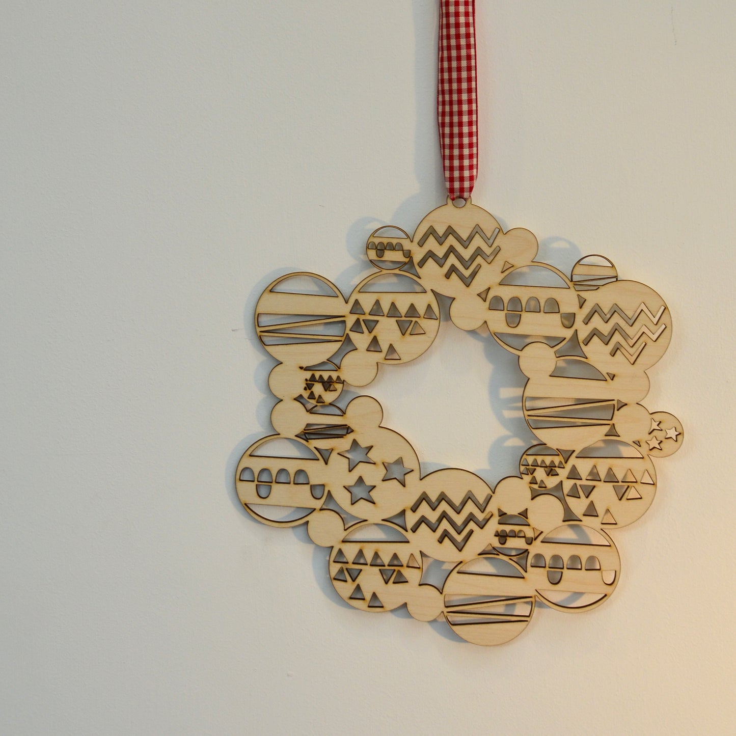 Bauble Wreath Laser Cut Plywood