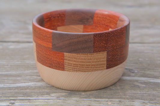 Segmented Bowl